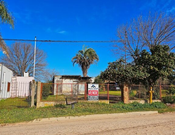 Lote en venta en San José, Estrada al 2000. 607 m² con agua, luz y cloacas. Ubicación estratégica para tu hogar o inversión.