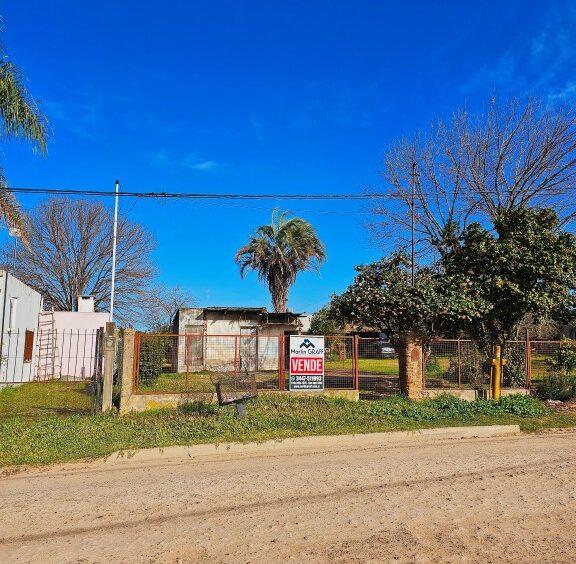 Lote en venta en San José, Estrada al 2000. 607 m² con agua, luz y cloacas. Ubicación estratégica para tu hogar o inversión.