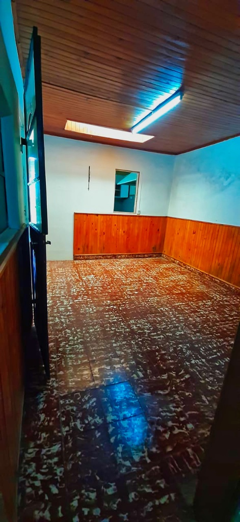 WhatsApp Image 2025-10-16 at 08.58.45