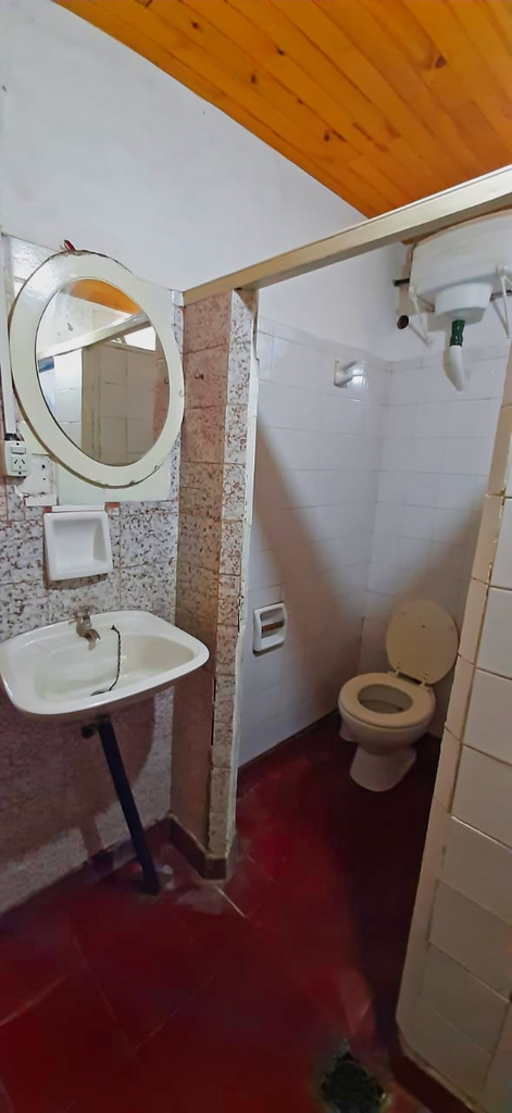 WhatsApp Image 2025-10-16 at 09.05.21