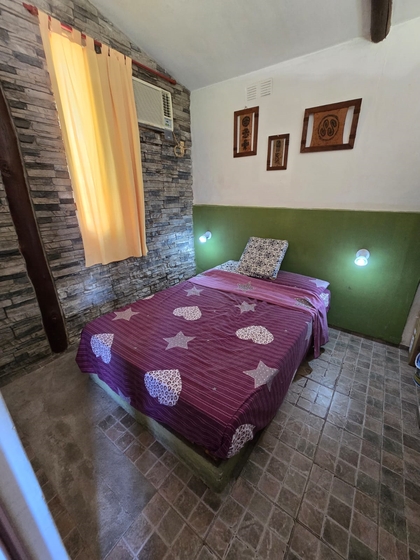 vivienda-equipada-con-piscina-barrio-el-brillante-san-jose (1)