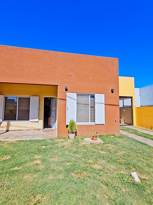 casa-una-planta-con-parrilla-zona-residencial-san-jose (20)