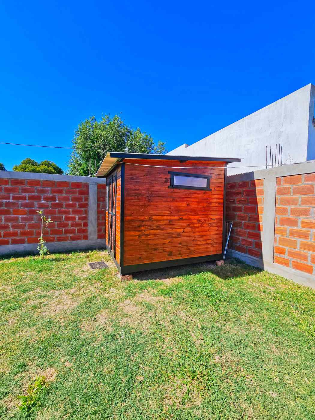 casa-una-planta-con-parrilla-zona-residencial-san-jose (6)