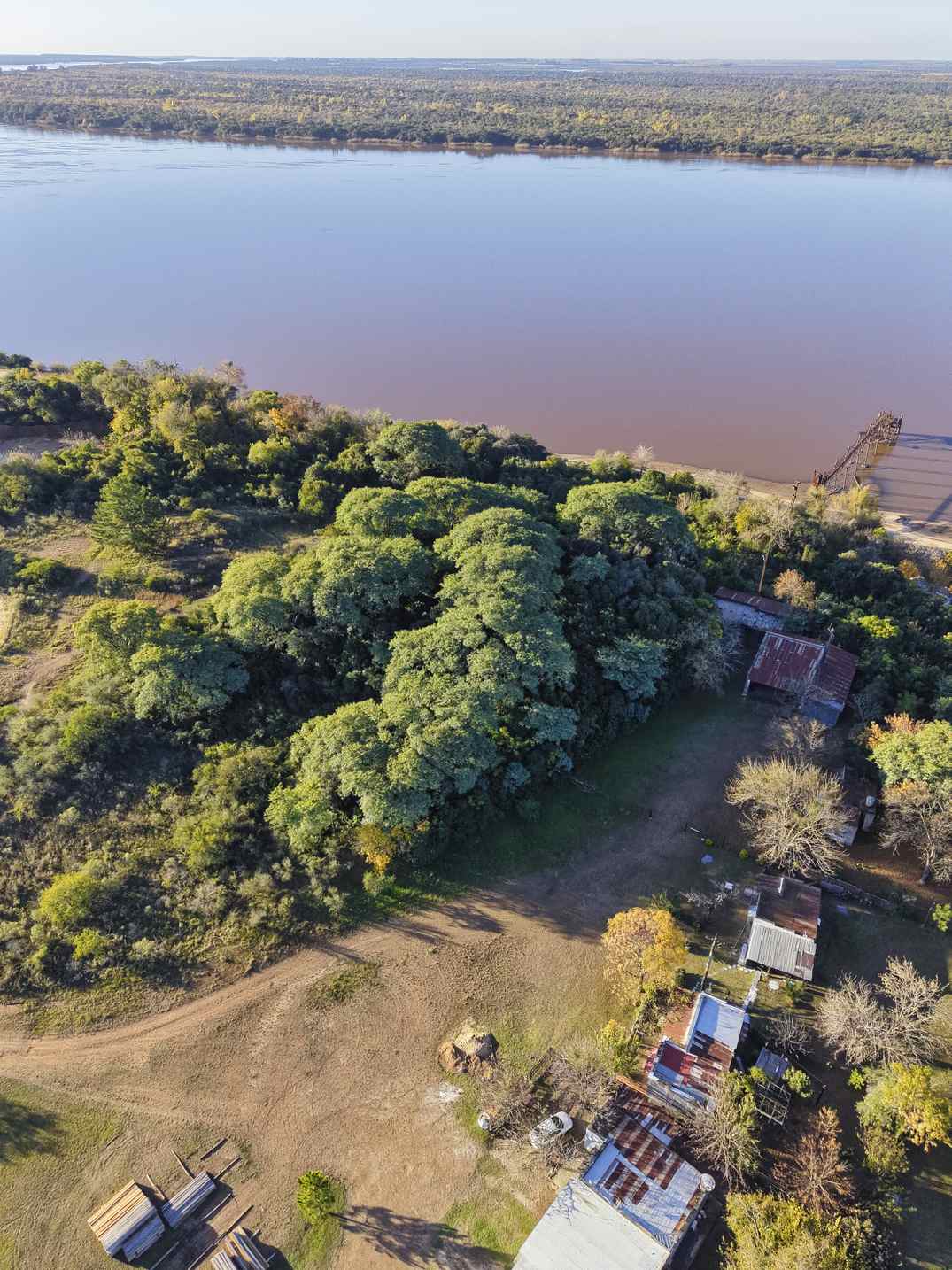 lote frente al río Uruguay San José exclusivo vista aérea