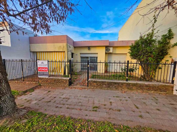 casa-a-reciclar-san-jose-frente-av-mitre- (11)