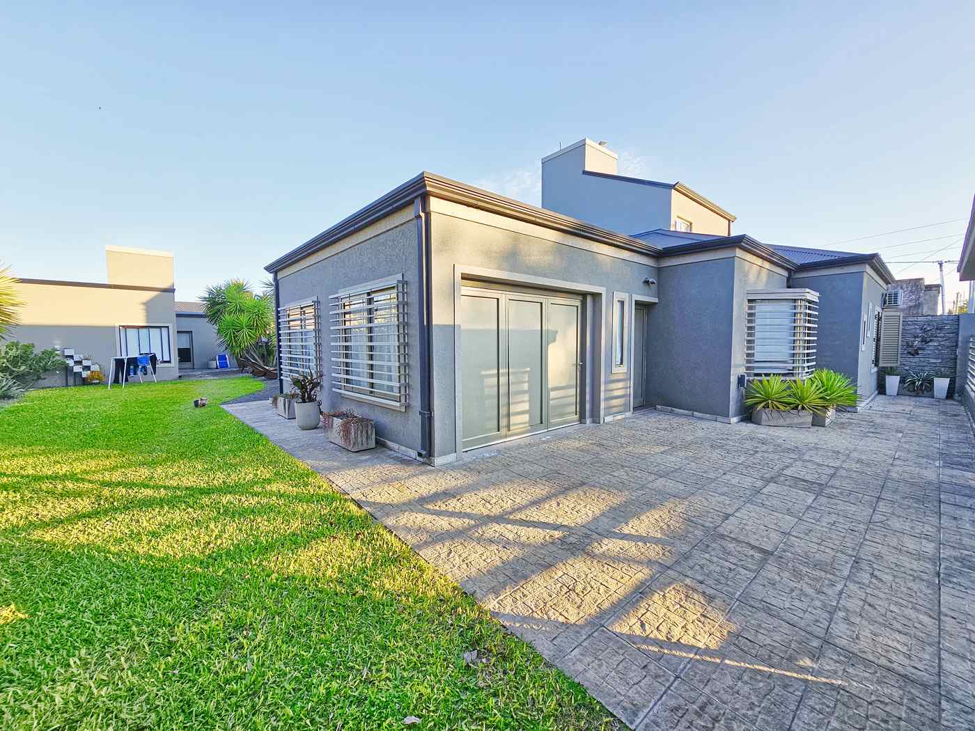 casa-venta-san-jose-pileta-quincho-independiente-ubicacion-casa-san-lorenzo (17)
