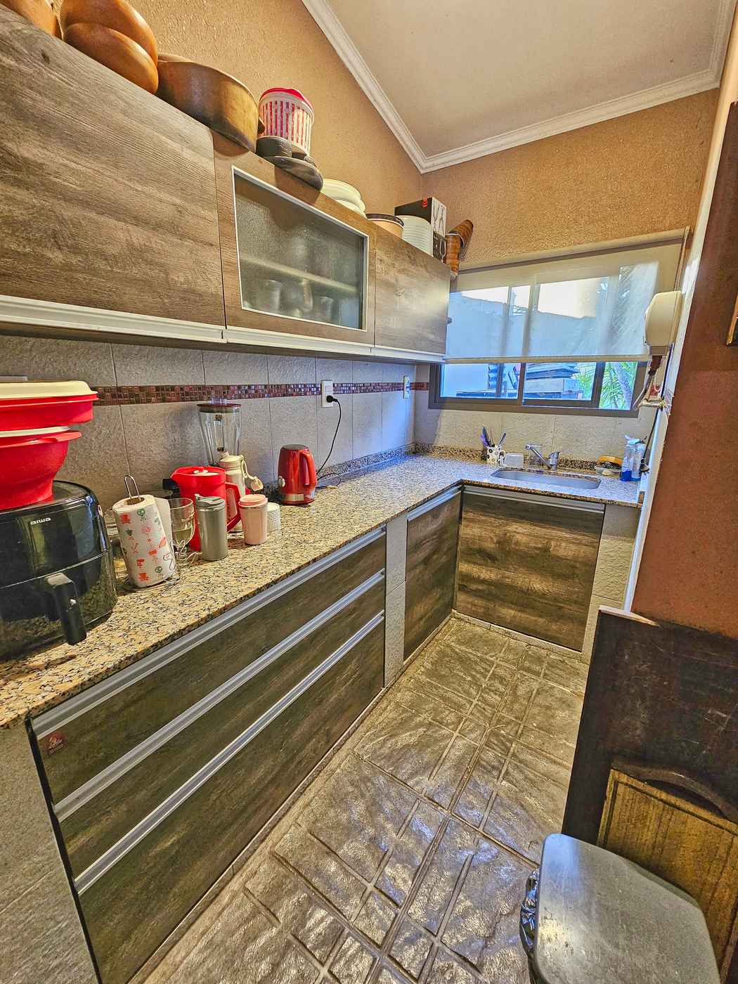 casa-venta-san-jose-pileta-quincho-independiente-ubicacion-casa-san-lorenzo (19)