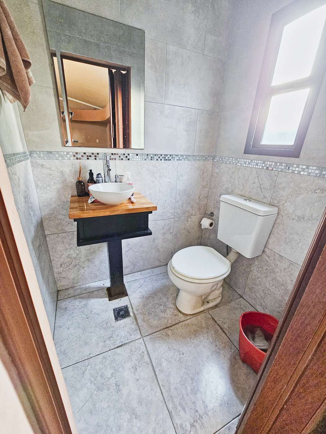 casa-venta-san-jose-pileta-quincho-independiente-ubicacion-casa-san-lorenzo (20)