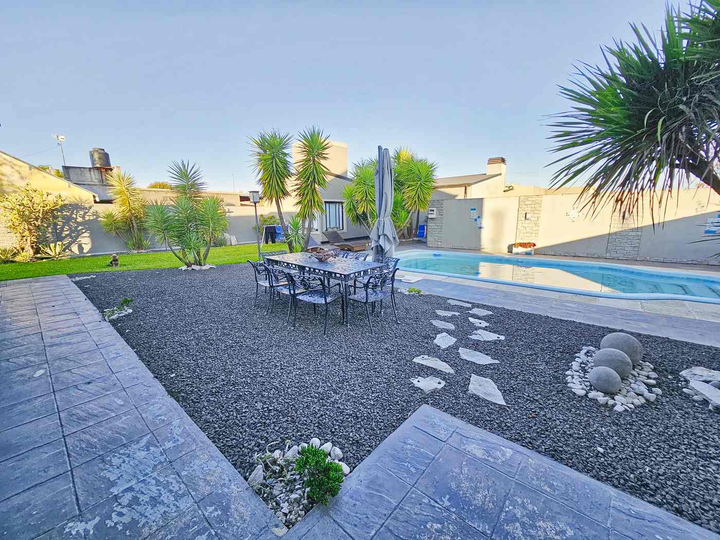 casa-venta-san-jose-pileta-quincho-independiente-ubicacion-casa-san-lorenzo (7)